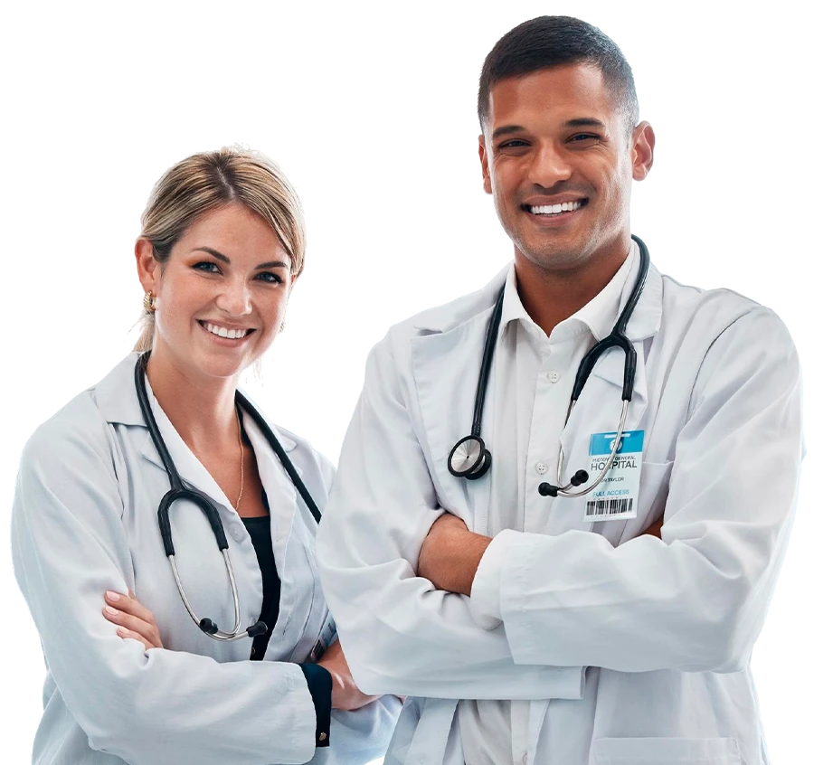Médica sorrindo